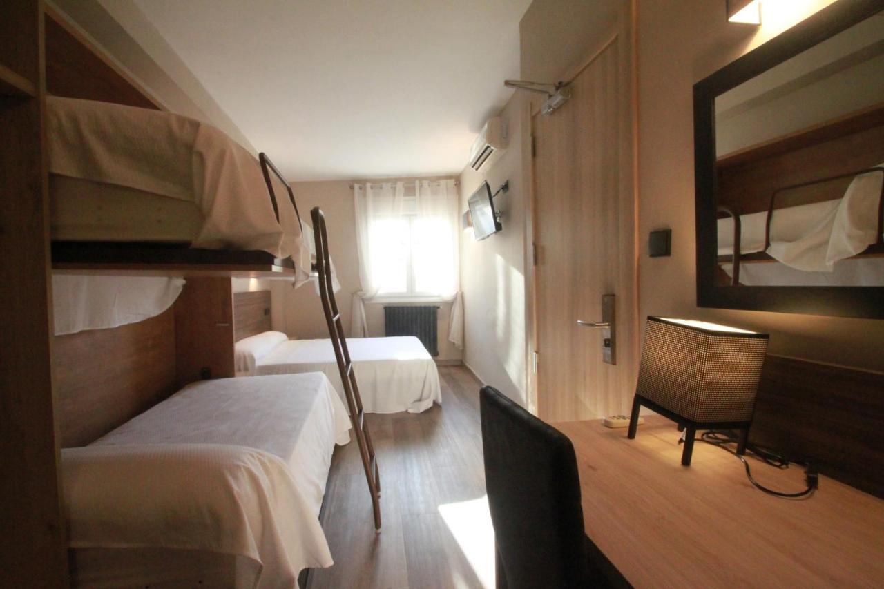 Hotel, H De L'Anton Batea Kültér fotó