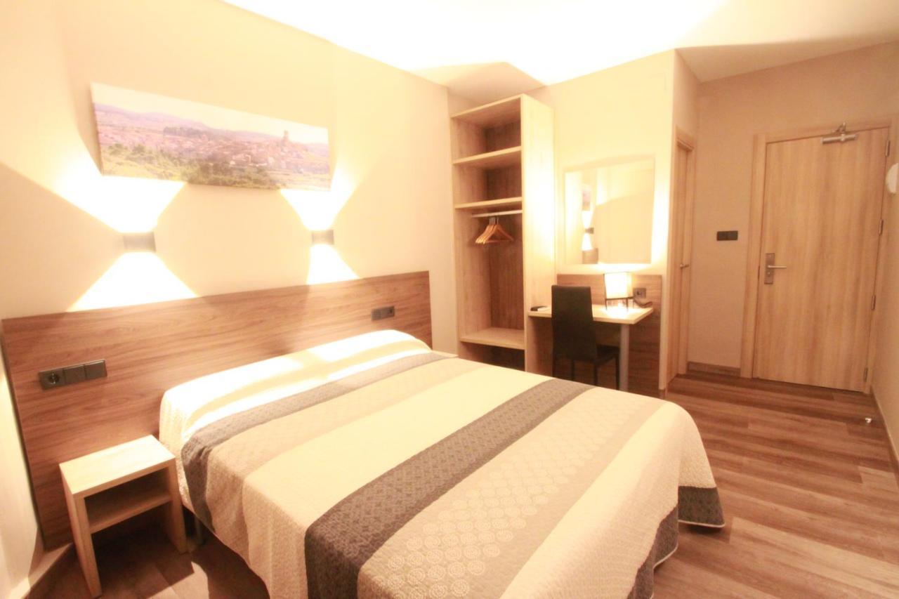Hotel, H De L'Anton Batea Kültér fotó